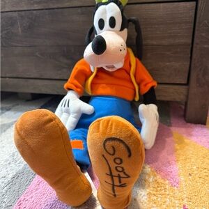 Authentic Disney Store Goofy Plush